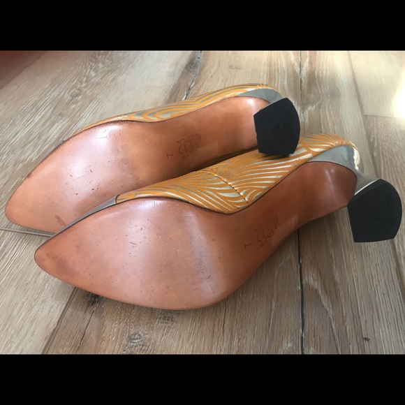 Fluevog Malala Patent Toed Mary Jane - Picture 4 of 6